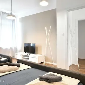 Downtown / Free Parking Apartment Ljubljana